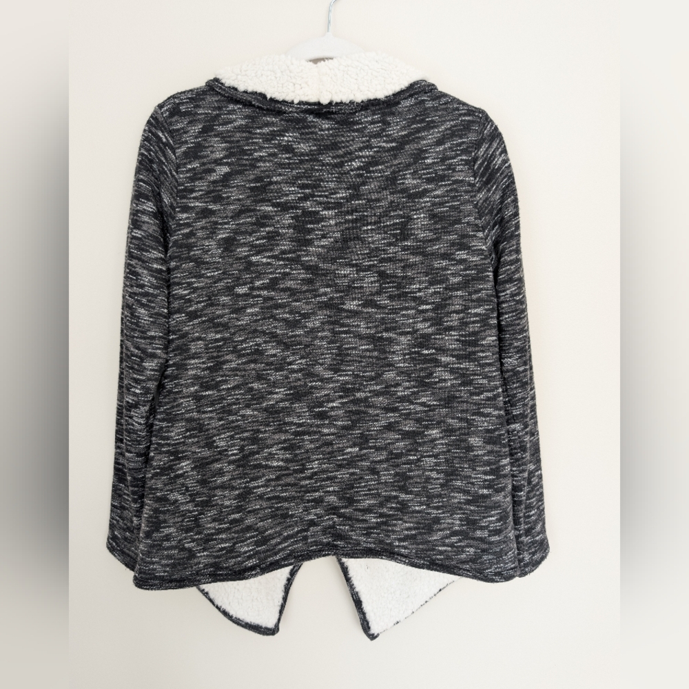 Green Tea Black and White Sherpa Cardigan Medium - Picture 4 of 11